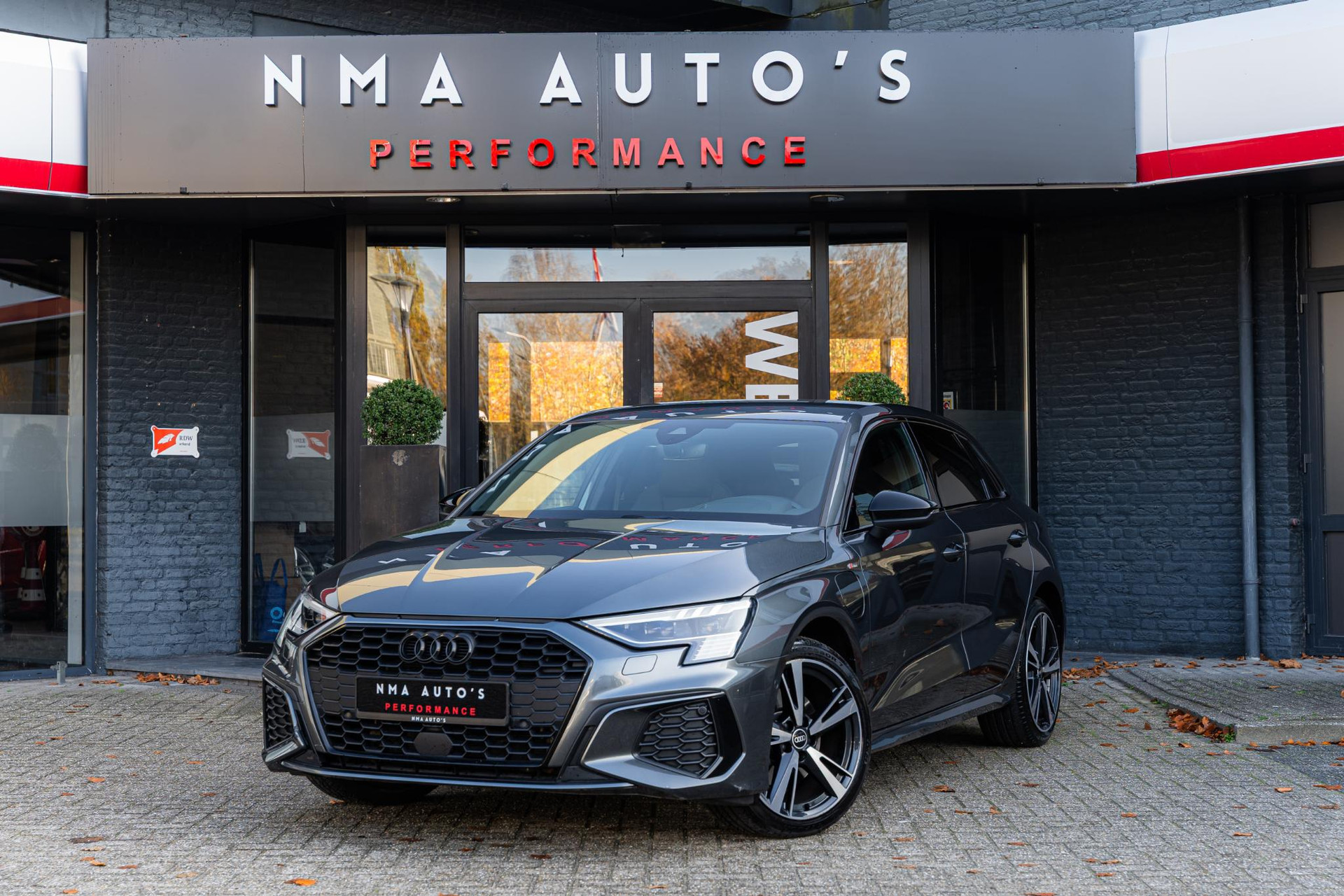 Audi A3 Sportback 40 TFSI e Business edition 49448995-0.jpg | NMA Auto's