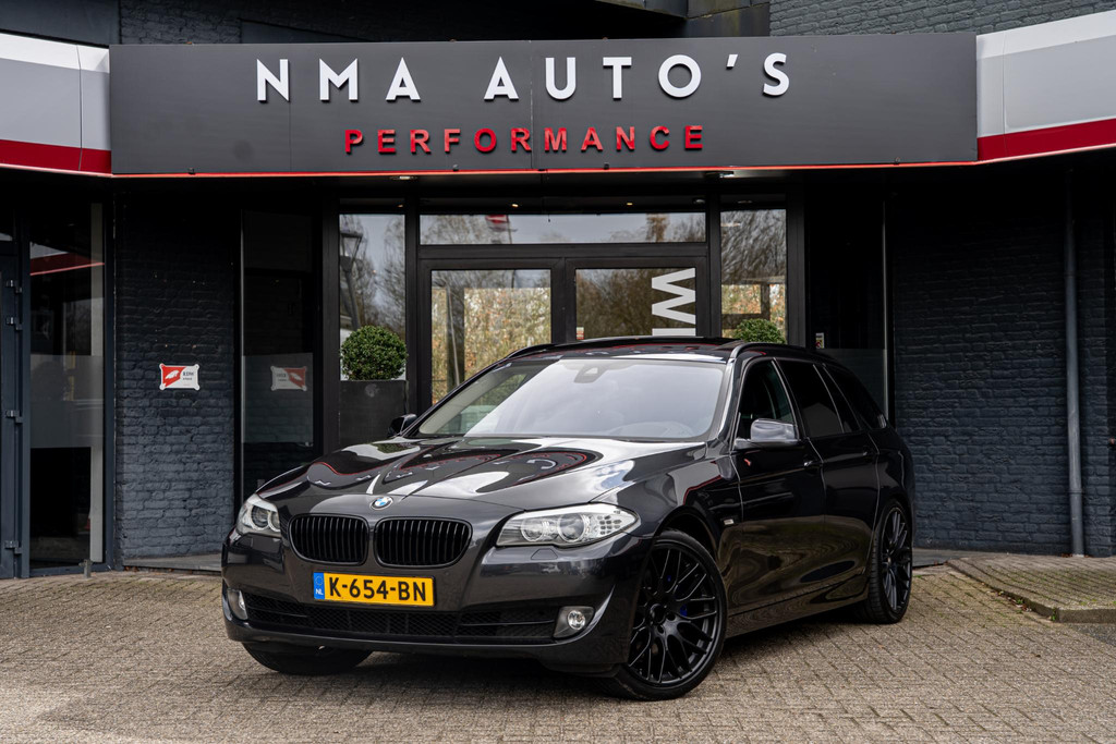BMW 5 Serie Touring 528xi High Executive 52566560-0.jpg | NMA Auto's
